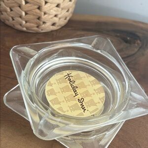 Vintage Holiday Inn Hotel Motel Square Clear Glass Ashtrays 2